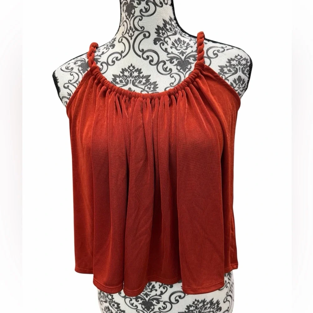 Express Top - Picture 2 of 7